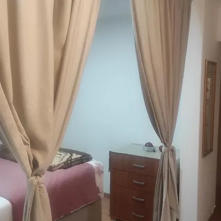 דירה Stan Na Dan Nemanjica Bb *